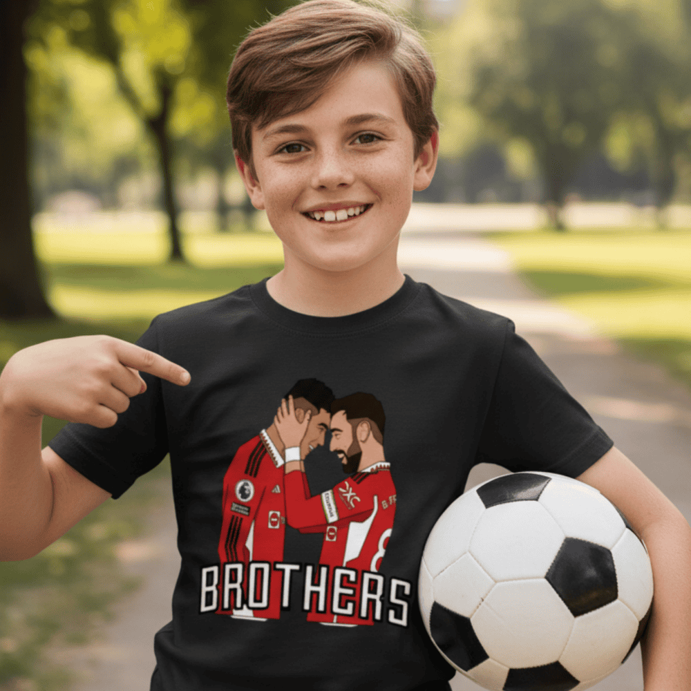 Boys’ Casemiro & Bruno Fernandes T-Shirt – Manchester United Brothers Football Tee