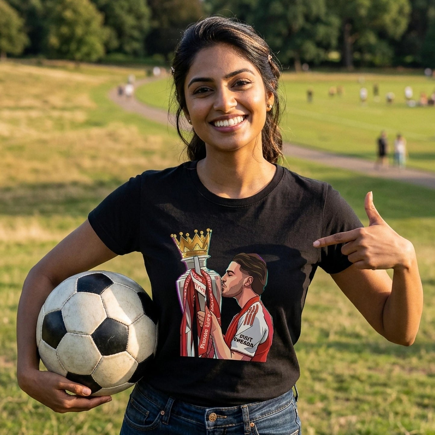 Declan Rice 'Champion's Kiss' - Women's Arsenal T-shirt